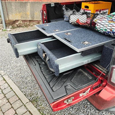 Boîte à outils de lit avec tiroirs